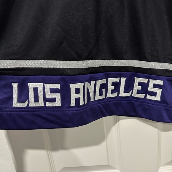 Los Angeles Kings NHL CCM for Her Hockey Jersey Size L - Picture 3 of 7